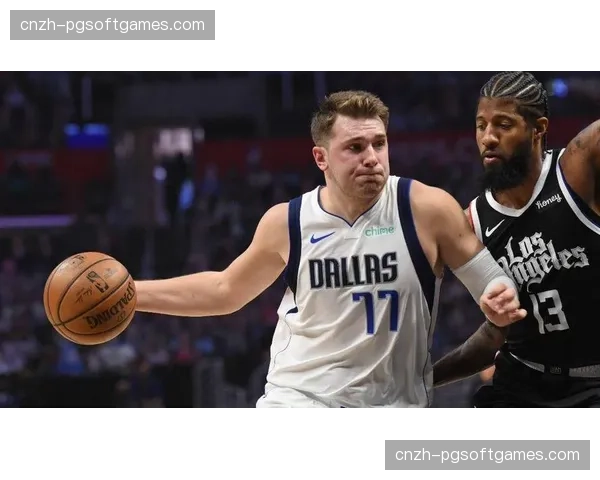 上海防守效率高居前三 但季后赛经验成变数